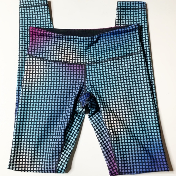 Beautiful lululemon leggings - Picture 3 of 6